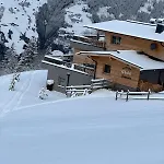 Sonnenchalet Schlittenstadl Chalet *