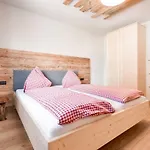 Sonnenchalet Schlittenstadl