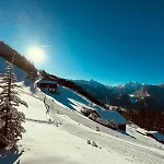 Sonnenchalet Schlittenstadl בקתה